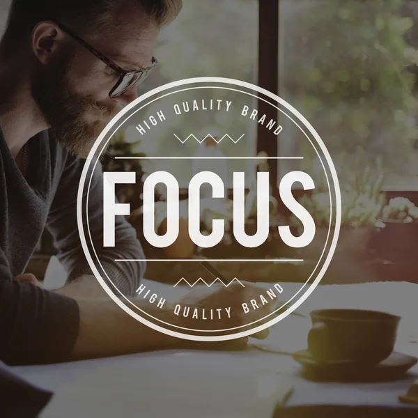 Uomo e Focus Attenzione Obiettivo Concetto — Foto Stock