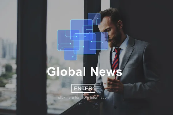 Man en Global News Online technologie Concept — Stockfoto