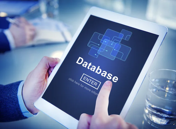 Digitale Tablet met Database Concept — Stockfoto