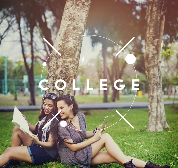 Filles à College Education Concept — Photo