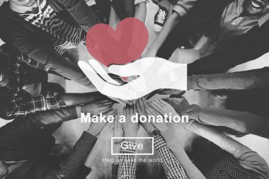 çok ırklı insanlar elele