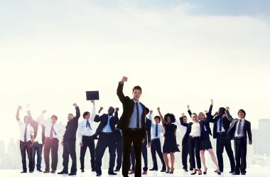 Mutlu ve kendine güvenen iş adamları