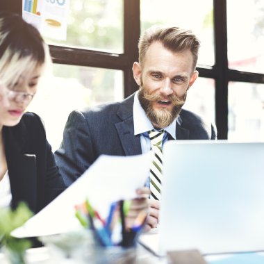 Toplantı kavramı konuşmak erkeğin