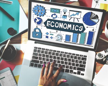 Laptop ekran üzerinde ekonomi ile