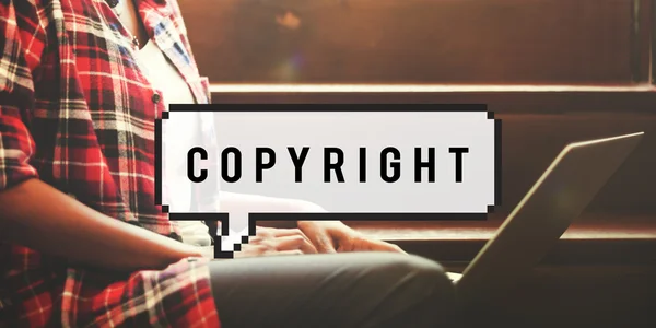 Frau und Copy Right Branding Konzept — Stockfoto