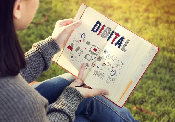 Portrait of woman with book — Stock Photo, Image