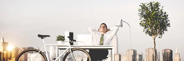 Üzletember pihenni koncepció — Stock Fotó
