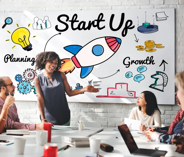 Réunion d'affaires avec start-up — Photo