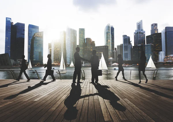 Corporate werknemers silhouetten — Stockfoto