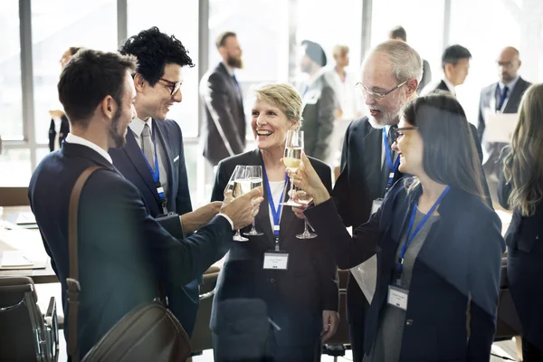 Wirtschaft diskutiert — Stockfoto