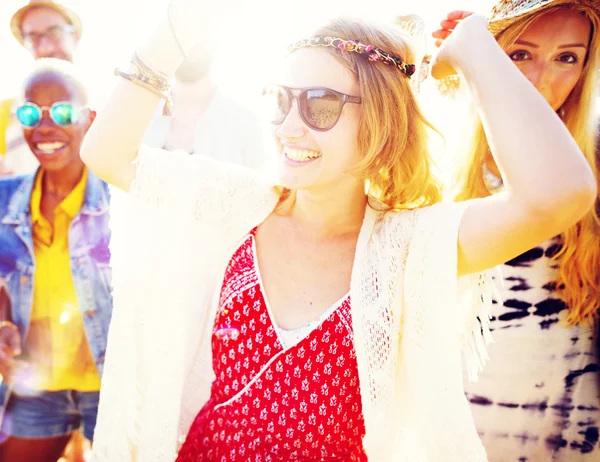 Teenager Friends at Beach Party Concept — Stock Photo, Image