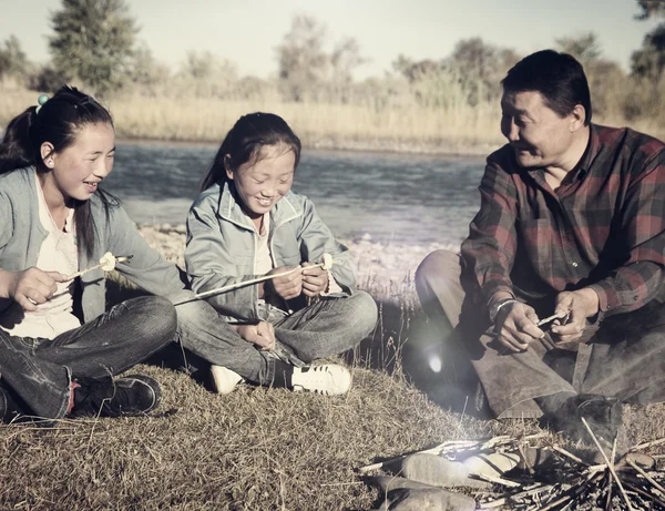 蒙古家庭露营 — 图库照片