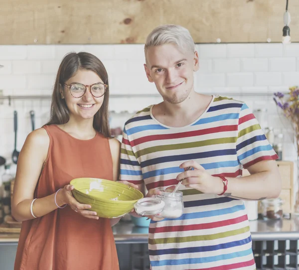 Conceito de Comer alimentos para casais — Fotografia de Stock