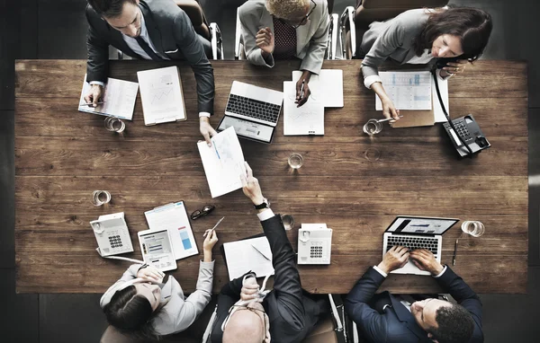 Grupp av människor Brainstorming — Stockfoto