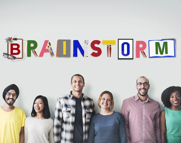 Diversity people with brainstorm — Stock Photo, Image