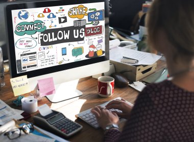 bilgisayar monitörü ile bizi takip edin