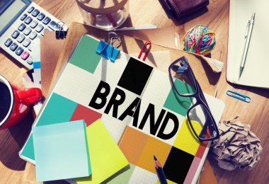 Office dağınık çalışma yerinde 