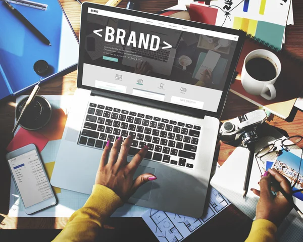 Metin üstünde perde: marka