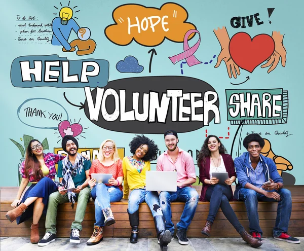 College students and volunteer — Stock Photo, Image