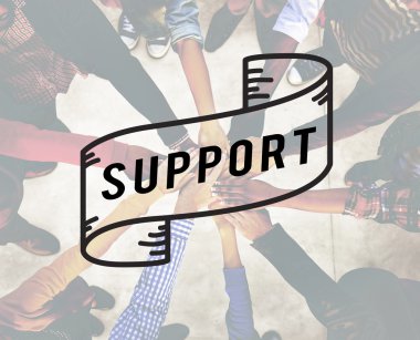 Farklı insanlar tutuşup