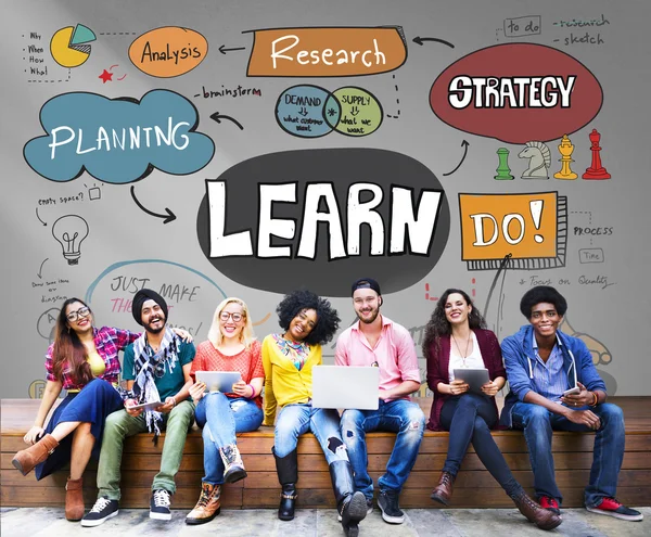 College students and learn — Stock Photo, Image