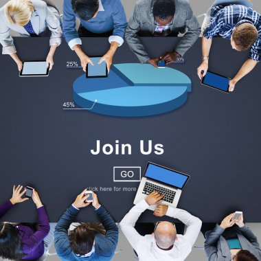 cihazlar kullanarak insanlar ve bize katılın