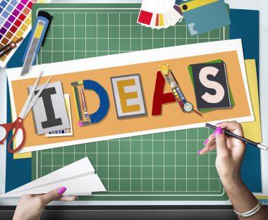 Proje ile çalışan tasarımcı