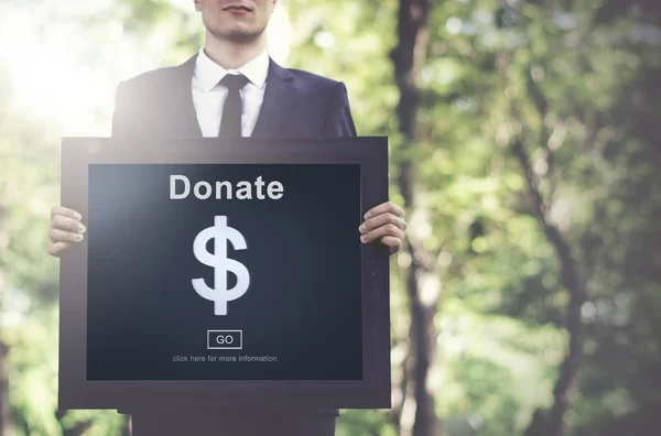 Hombre y donar dinero en efectivo concepto —  Fotos de Stock