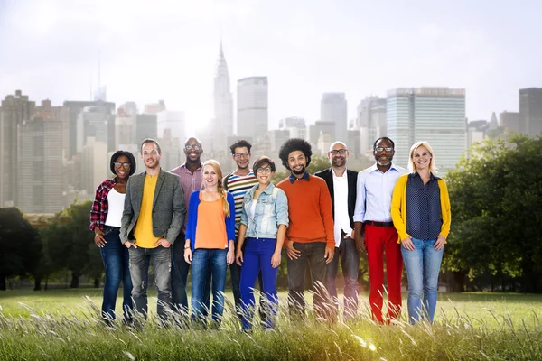 Группа людей с разнообразием — стоковое фото