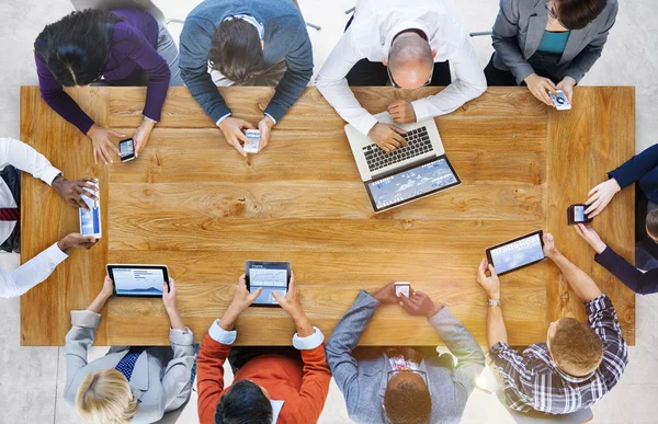 Bedrijfsteam aan het werk — Stockfoto