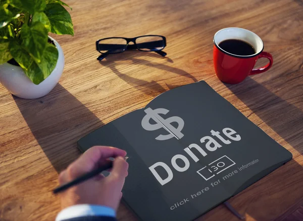 Donare denaro contante concetto — Foto Stock