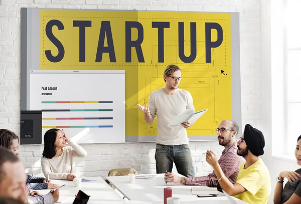 Incontro d'affari con startup — Foto Stock