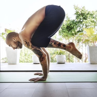 Adam pratiği poz Yoga 