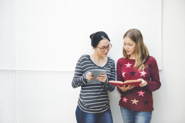 Okuma ve okuyan arkadaşlar