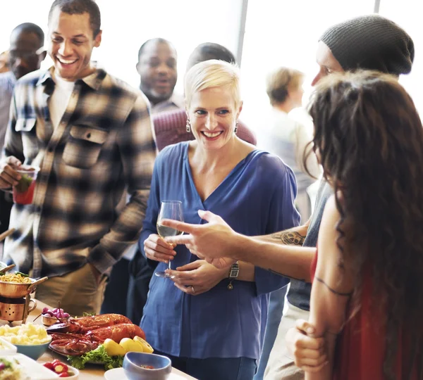 People with cups and plates — Stock Photo, Image