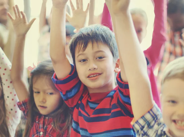 Niños alegres juntos — Foto de Stock