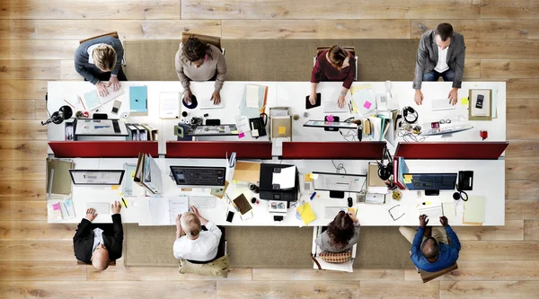 Equipe de negócios no escritório — Fotografia de Stock