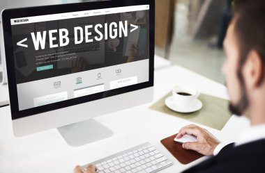 bilgisayarla çalışma iş adamı 