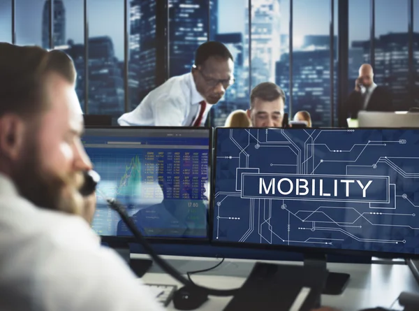 Üzleti dolgozók és a mobilitás — Stock Fotó