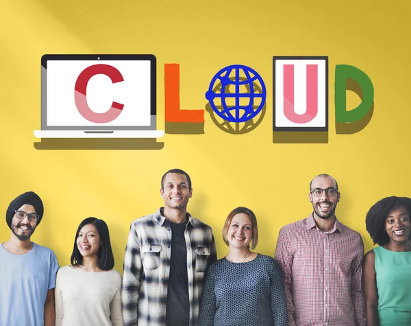 Diversidad personas con nube — Foto de Stock