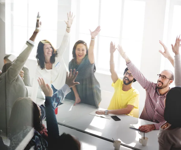 Diversidad de las personas en reunión — Foto de Stock