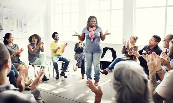 Diversità Persone all'incontro — Foto Stock