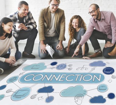 Poster ve bağlantı çalışma tasarımcılar