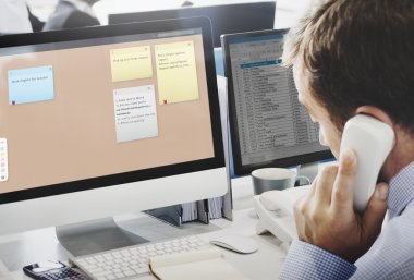 bilgisayar monitör uyarı mektubunda ile