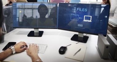 bilgisayar monitöründe dosyaları ile