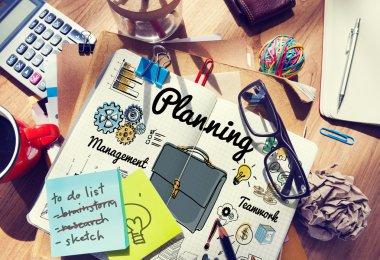 Office dağınık çalışma yerinde 