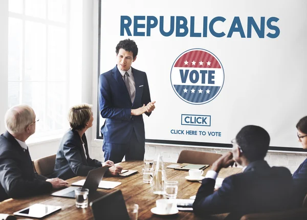 ビジネス人と共和党投票 — ストック写真