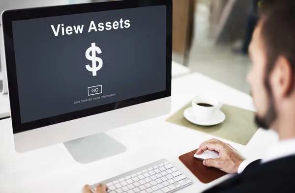 Computer monitor with view assets — Stock Photo, Image