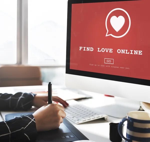 Liefde Online te vinden — Stockfoto