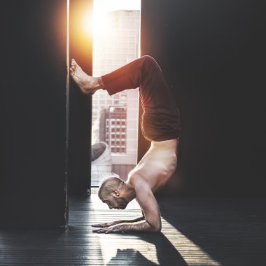 Adam pratiği poz Yoga 